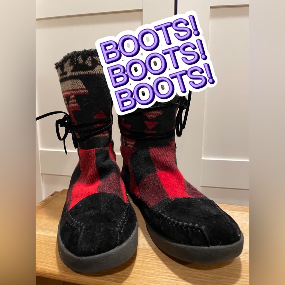 Madden Girl Jackmen Black/Multi Red Wool
Shoes Sz 7